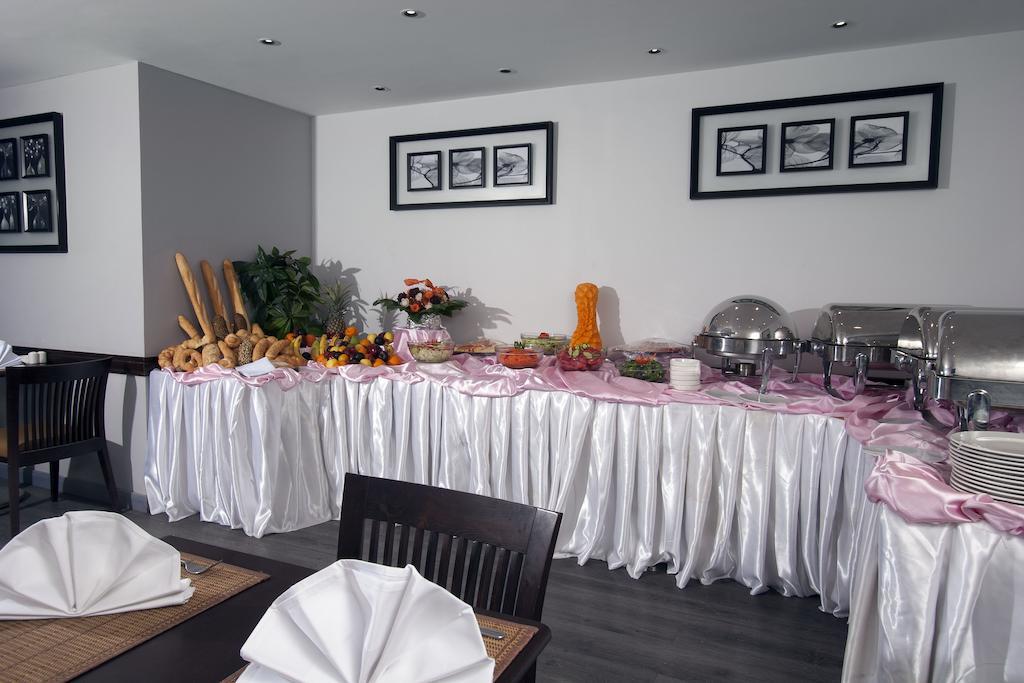 Отель Golden Park Cairo, Heliopolis 3*
